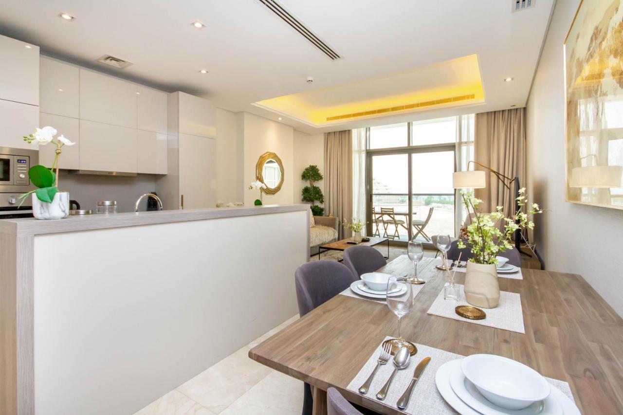 Bespoke Holiday Homes - Palm Jumeirah- 2 Bedroom Sea View With Pool & Beach Access, The 8 Dubaj Exteriér fotografie