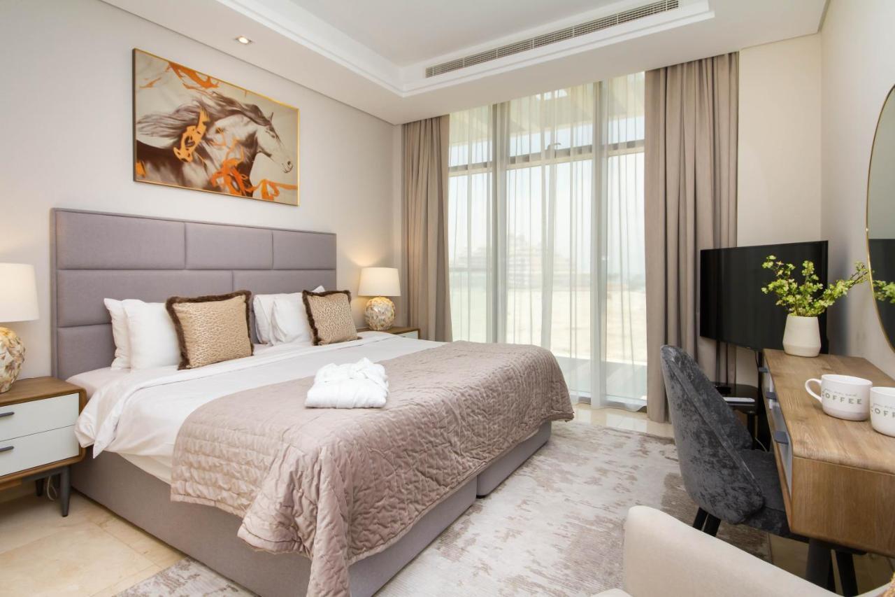 Bespoke Holiday Homes - Palm Jumeirah- 2 Bedroom Sea View With Pool & Beach Access, The 8 Dubaj Exteriér fotografie