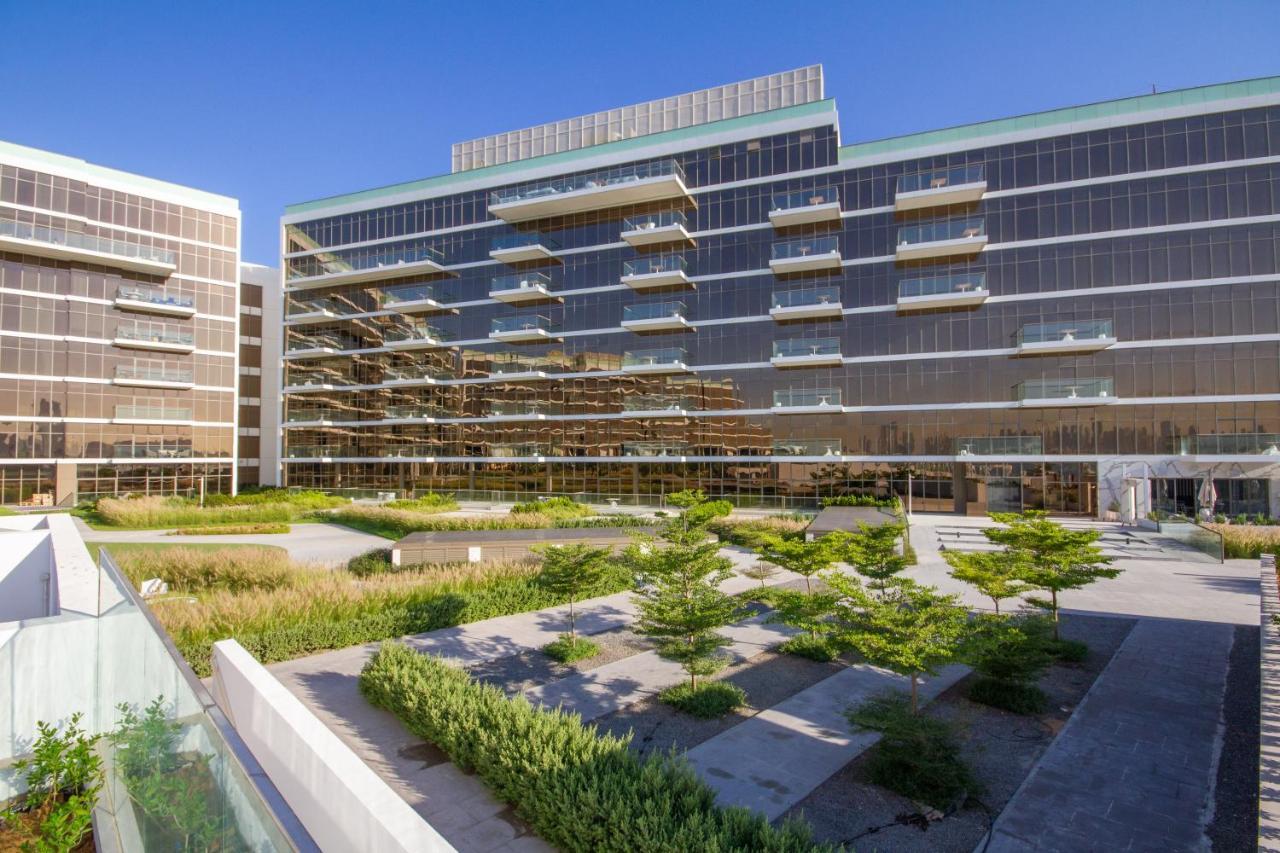 Bespoke Holiday Homes - Palm Jumeirah- 2 Bedroom Sea View With Pool & Beach Access, The 8 Dubaj Exteriér fotografie